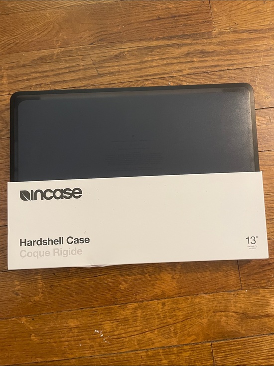 Incase Other - Incase 13" Hardshell Tablet Case - Black